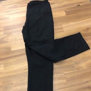 Yogalicious Lux High-rise Capri Length Leggings